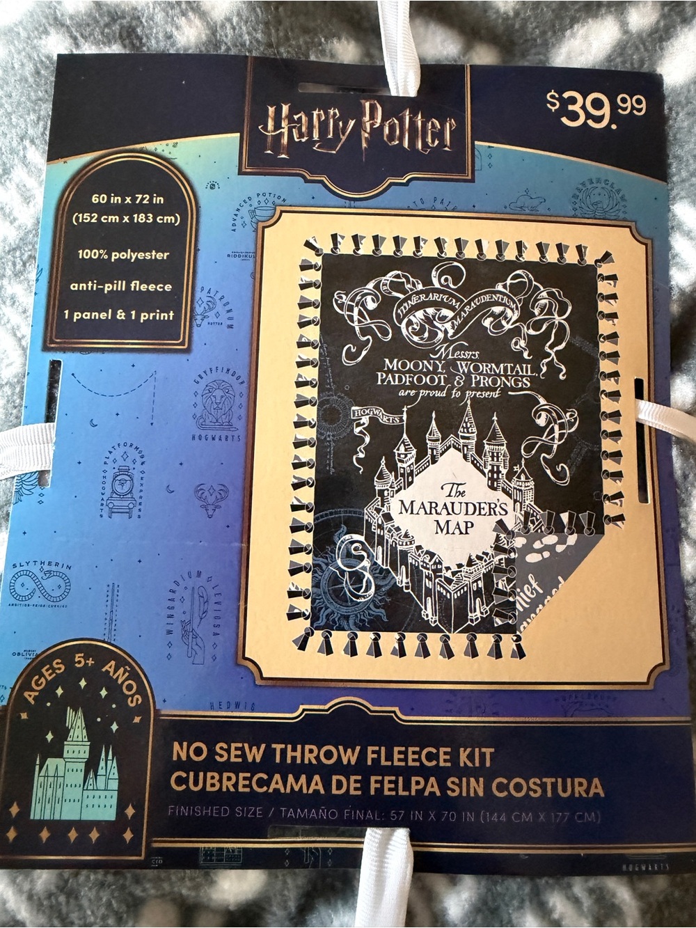 Warner Bros. Harry Potter Marauder's Map No-Sew Throw Kit - Black & Gold